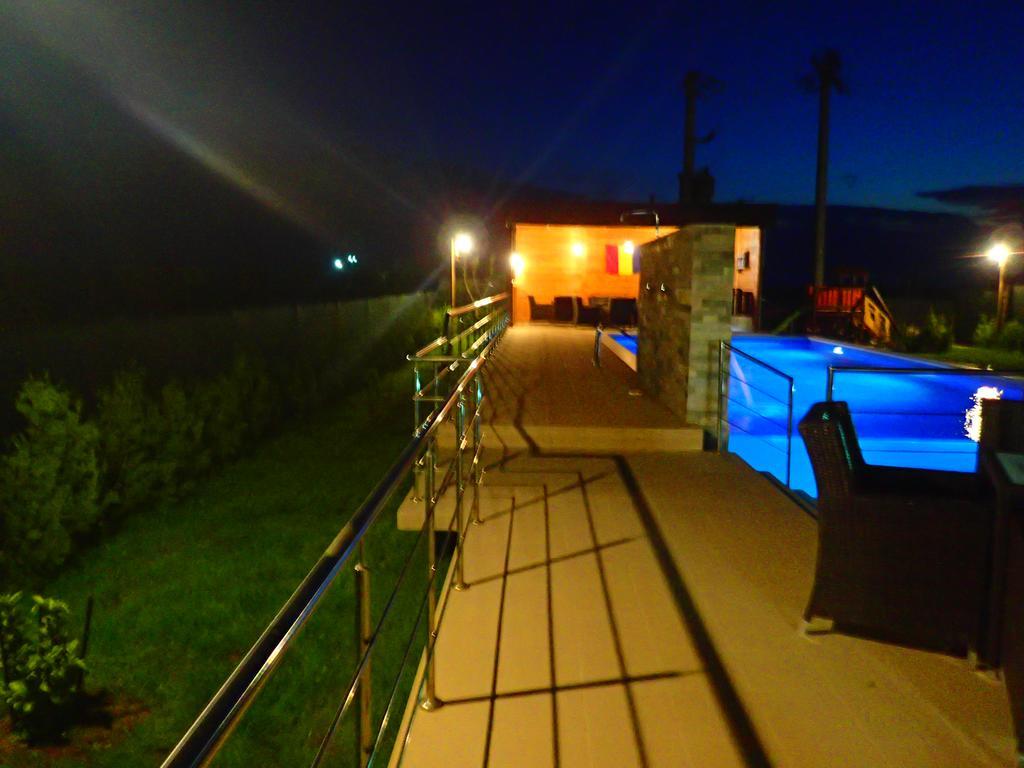 Hotel Indeep Club à Cumpăna Extérieur photo