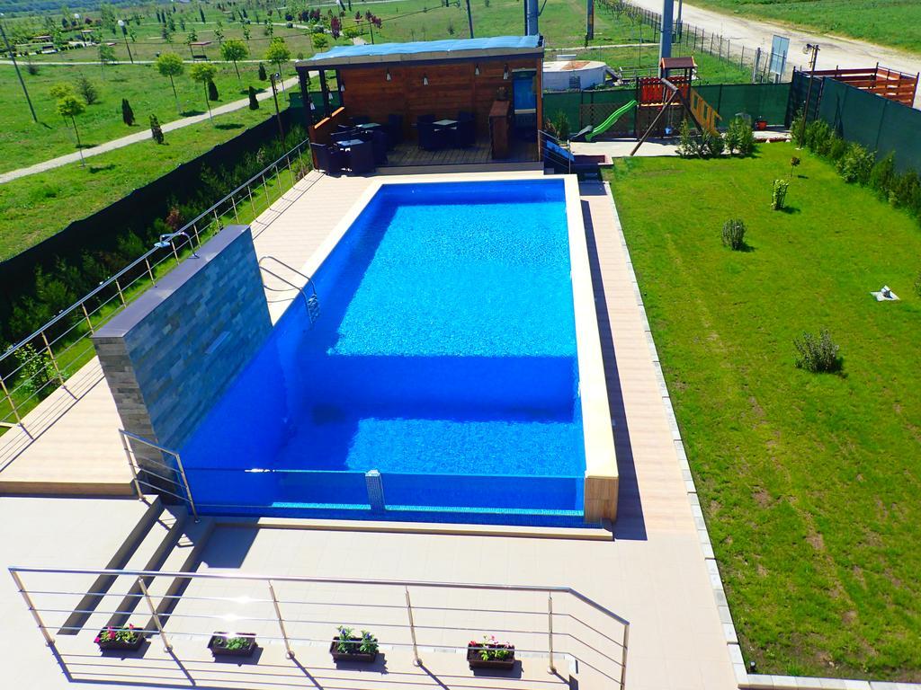 Hotel Indeep Club à Cumpăna Extérieur photo