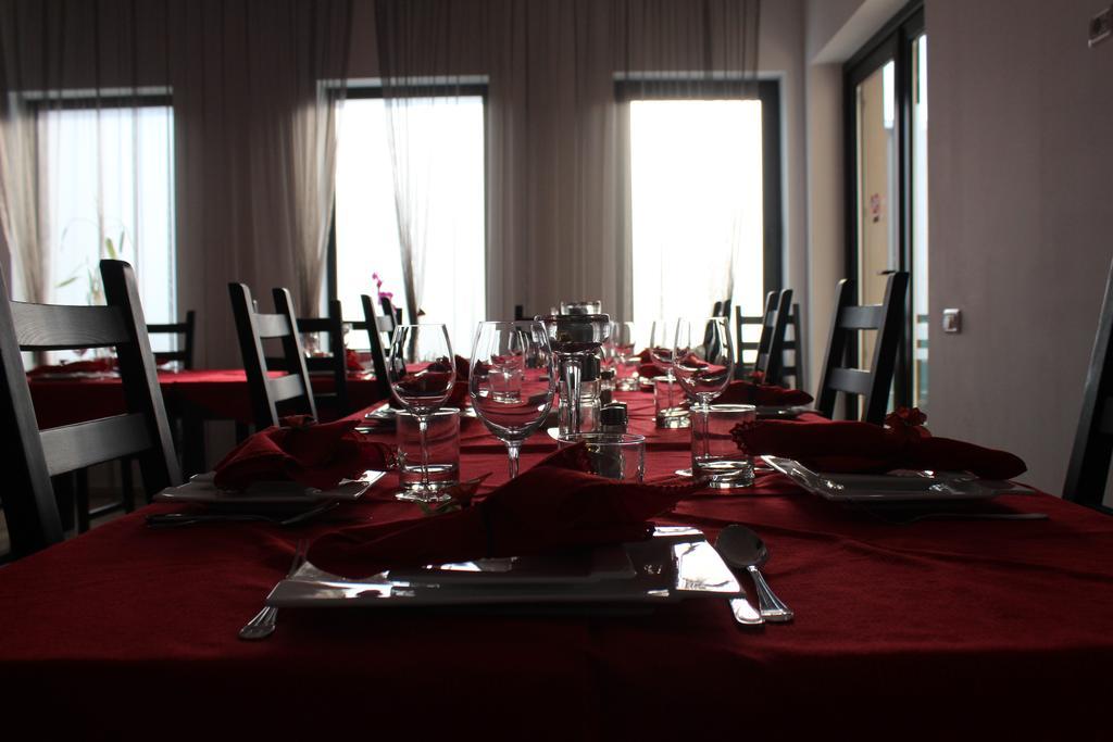 Hotel Indeep Club à Cumpăna Extérieur photo