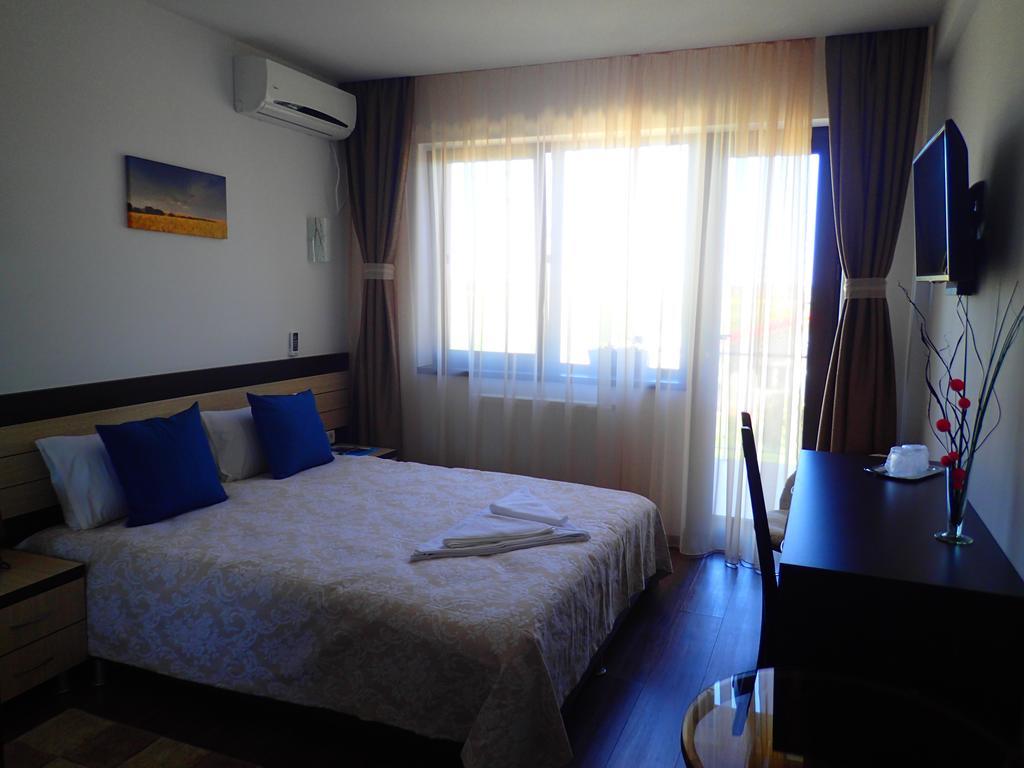 Hotel Indeep Club à Cumpăna Extérieur photo