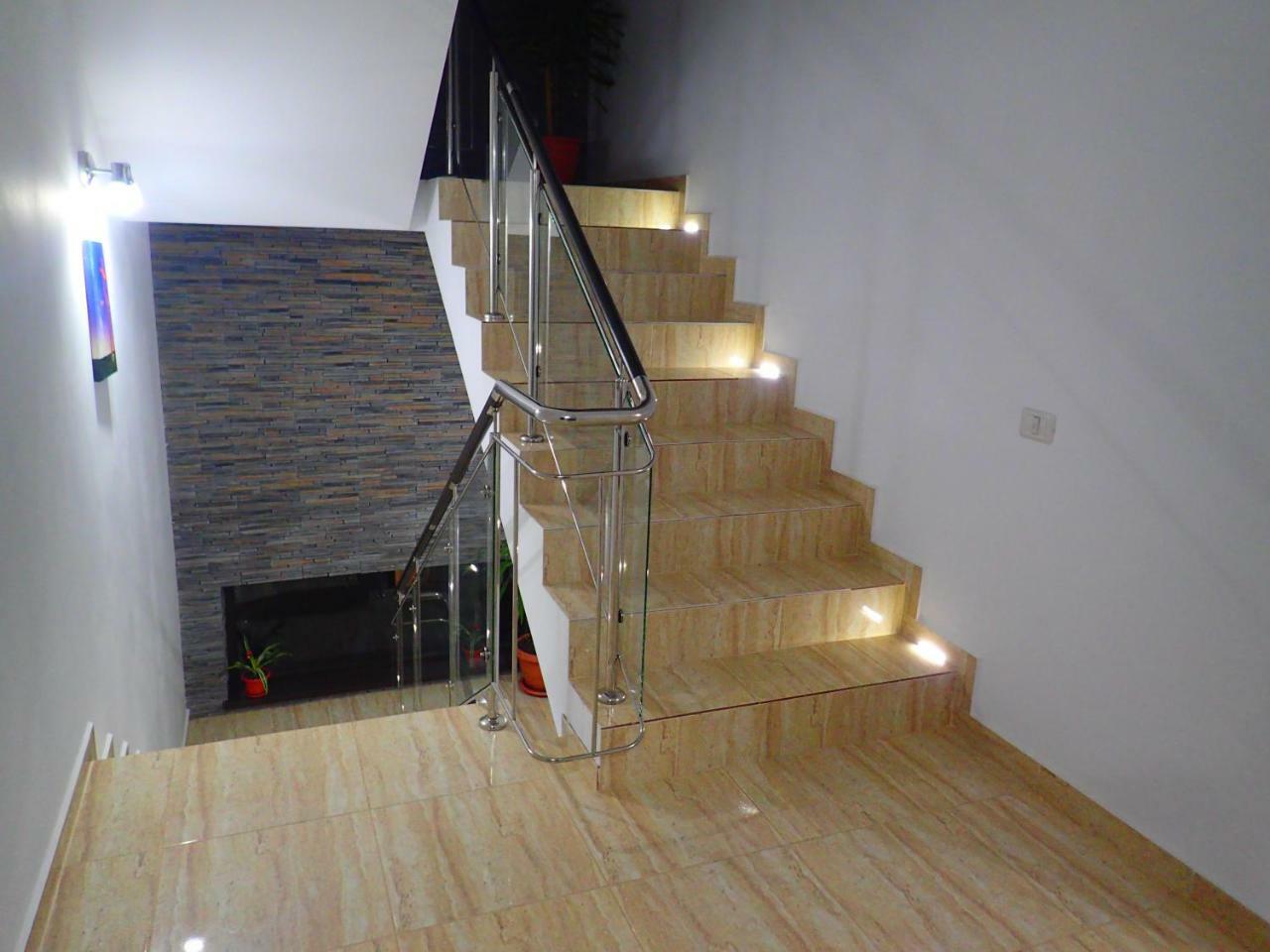 Hotel Indeep Club à Cumpăna Extérieur photo